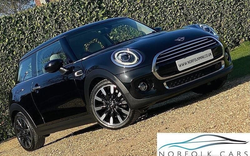 Usado Mini Cooper Exclusive 136 HP (100 kW) 2020 Preto Citadino