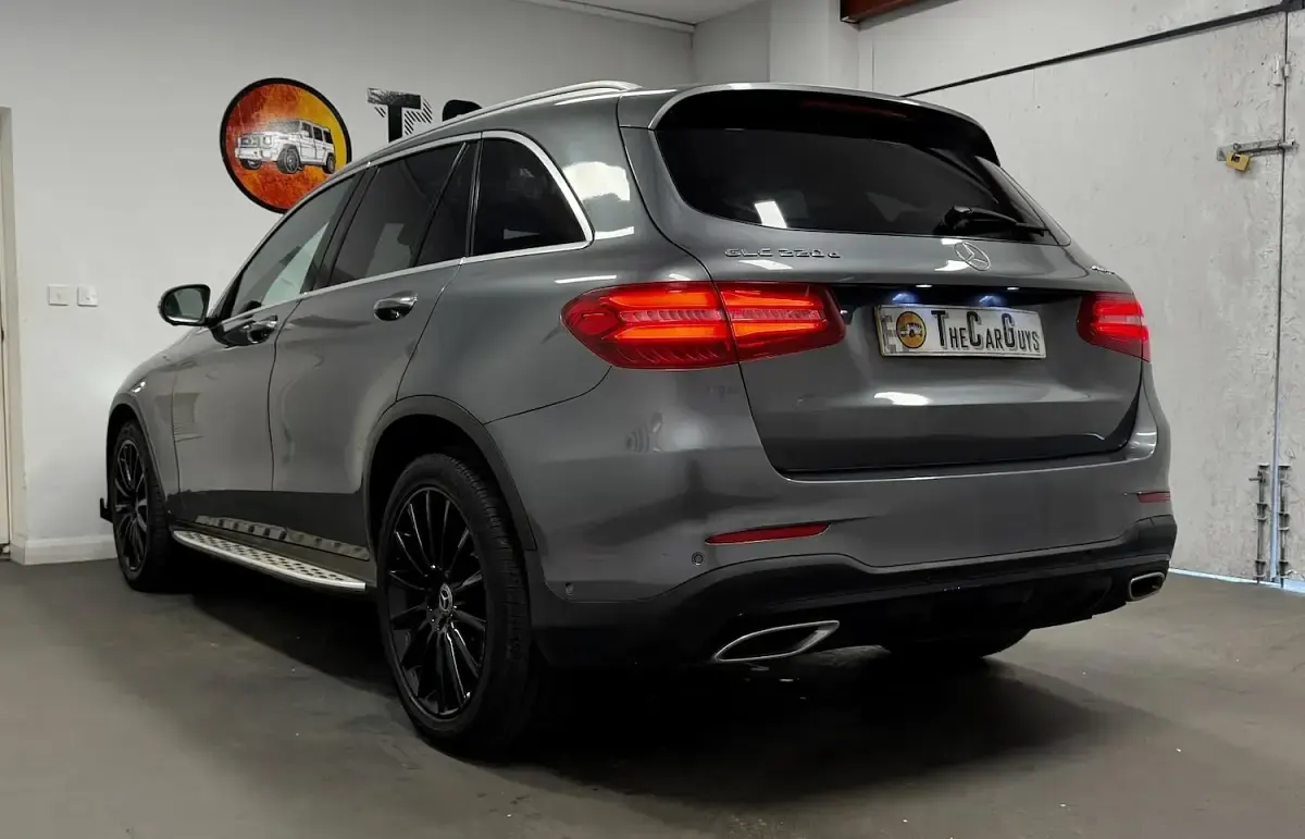 Used Mercedes GLC220 AMG Line Premium 170 HP (125 kW) 2018 Grey SUV