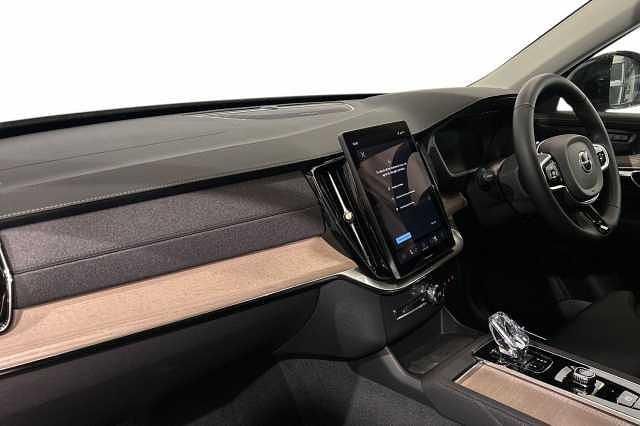 Used Volvo XC90 Plus 247 HP (181 kW) 2025 Blue SUV