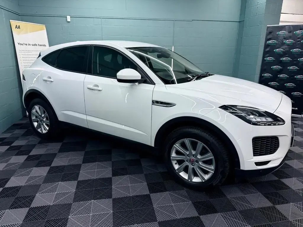Used Jaguar E-Pace S 150 HP (110 kW) 2018 White SUV
