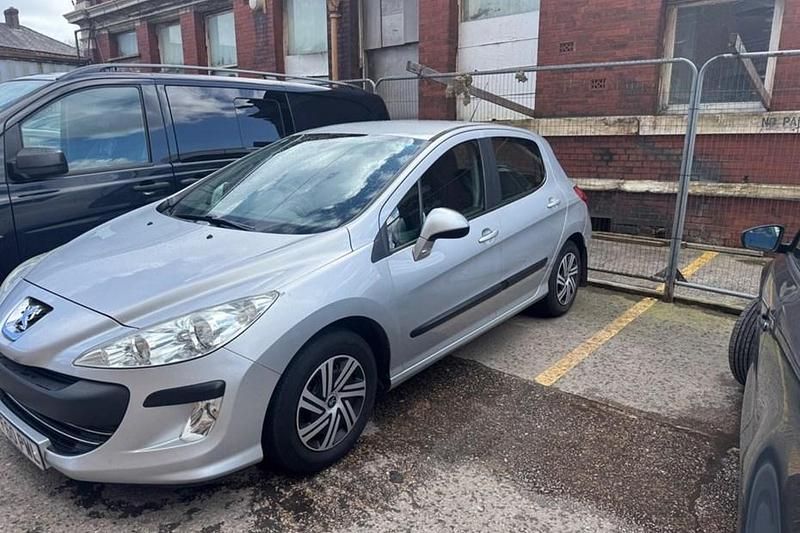 Used Peugeot 308 S 110 HP (80 kW) 2010 Silver Hatchback