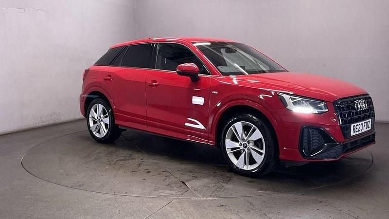Used Audi Q2 S-Line 150 HP (110 kW) 2023 Red SUV