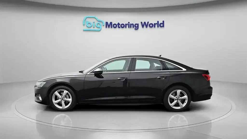 Usado Audi A6 Sport 204 HP (150 kW) 2022 Preto Sedan