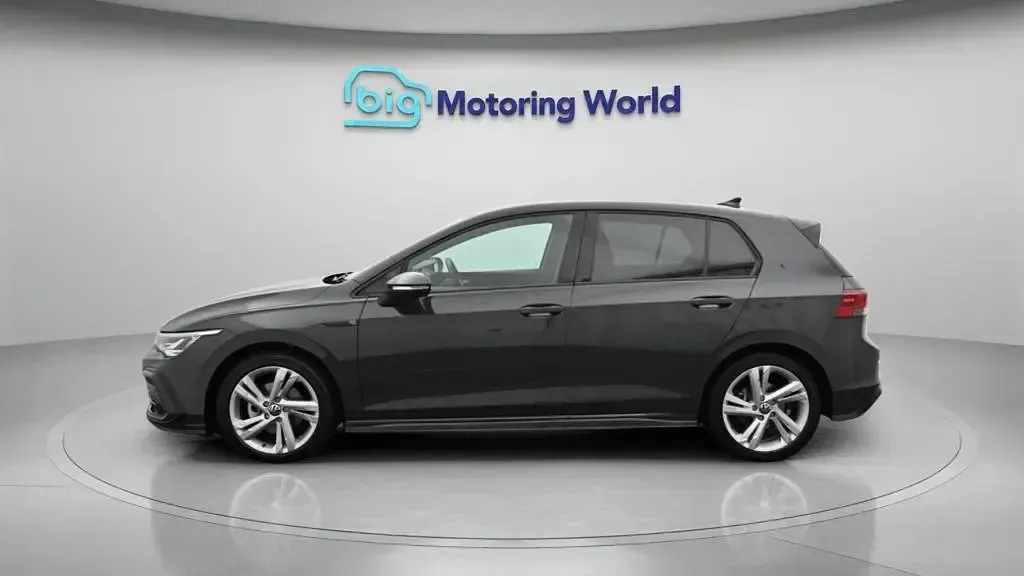 Used VW Golf VIII R-line 150 HP (110 kW) 2023 Grey Hatchback