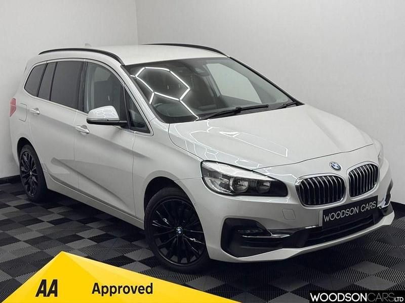 Used BMW 218 Luxury Line 140 HP (102 kW) 2018 White Estate