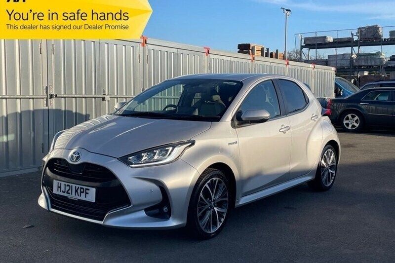 Used 2021 Toyota Yaris Hybrid | £16,295 (Fair price) - Image 1/1