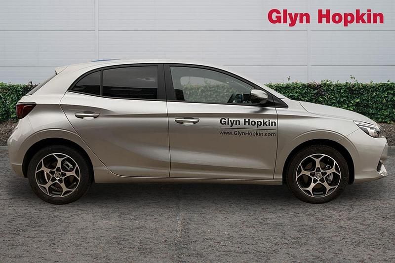 Used MG MG3 Trophy 194 HP (142 kW) 2025 Silver Hatchback