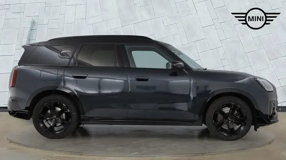 Used Mini Countryman 168 HP (123 kW) 2024 Grey SUV