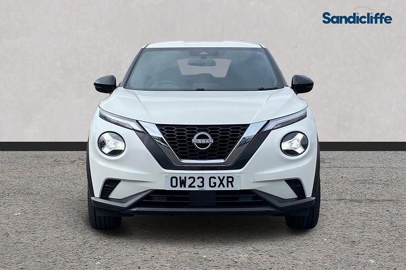 Used Nissan Juke N-Connecta 114 HP (83 kW) 2023 White SUV