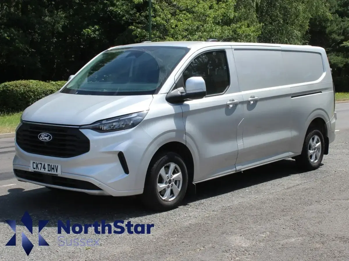 Used Ford Transit Custom Limited 136 HP (100 kW) 2024 Van