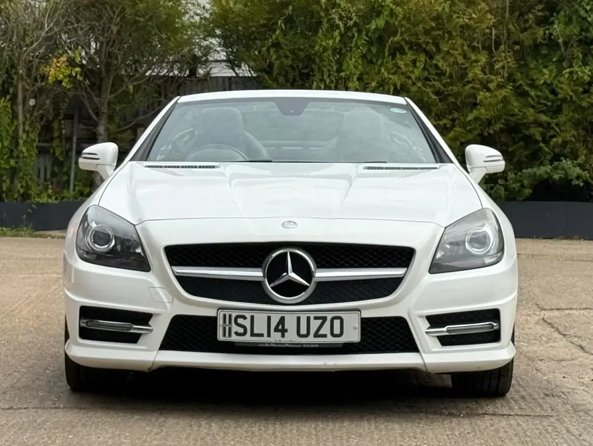 Used Mercedes SLK250 AMG 2014 White Cabriolet