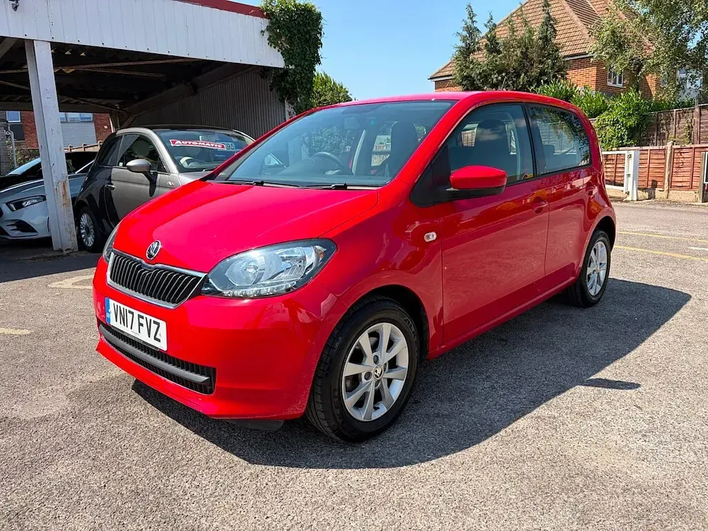 Used Skoda Citigo SE 60 HP (44 kW) 2017 Red Hatchback