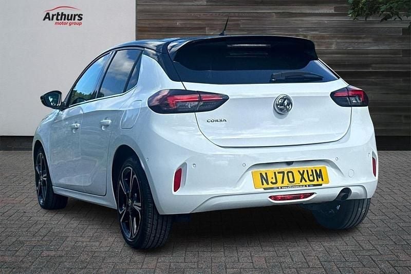 Used Vauxhall Corsa Ultimate 99 HP (72 kW) 2020 White Hatchback