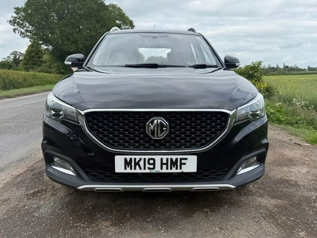 Używany MG ZS Exclusive 111 KM (81 kW) 2019 Czarny SUV
