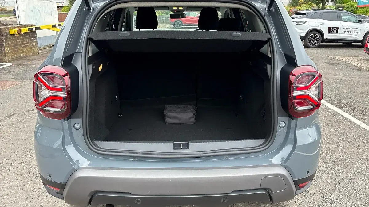 Used Dacia Duster Extreme 129 HP (94 kW) 2024 Grey SUV