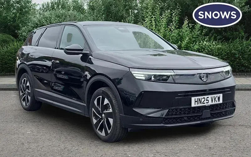 Used Vauxhall Grandland X GSe 136 HP (100 kW) 2025 SUV