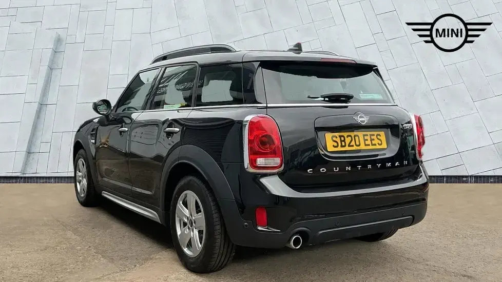 Used Mini Cooper Countryman Classic 134 HP (98 kW) 2020 Black SUV