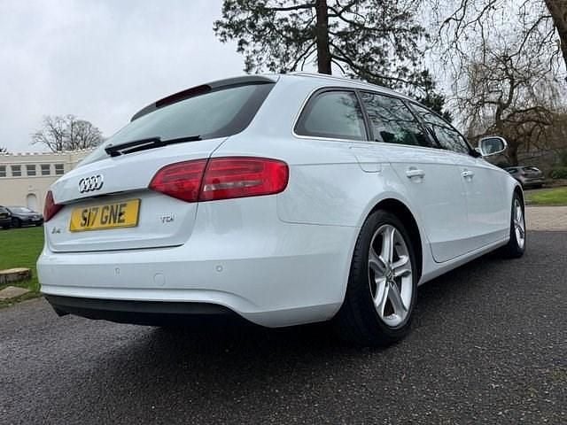 Used Audi A4 Business 163 HP (119 kW) 2014 White Estate