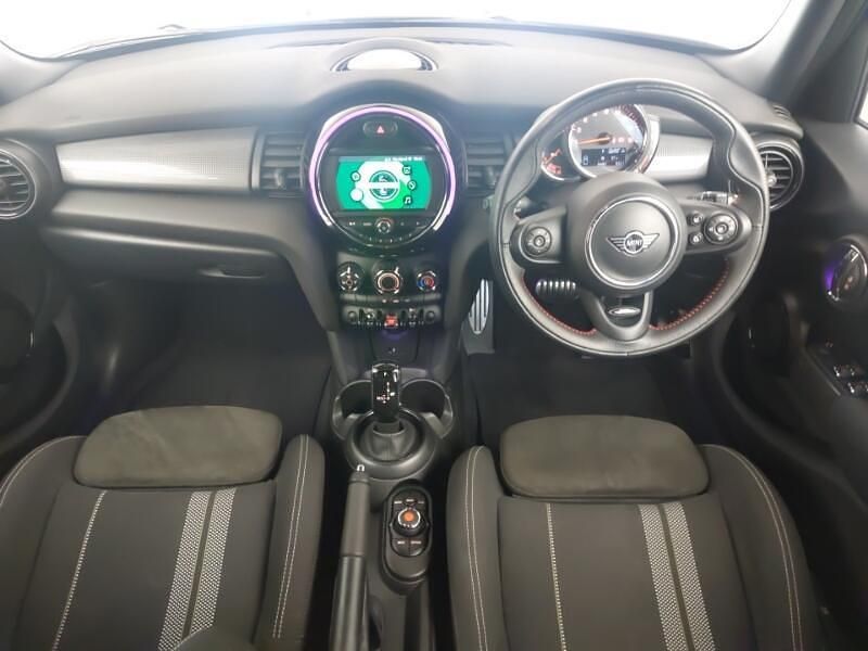 Usado Mini Cooper Hatch 136 CV (100 kW) 2018 Azul Utilitario