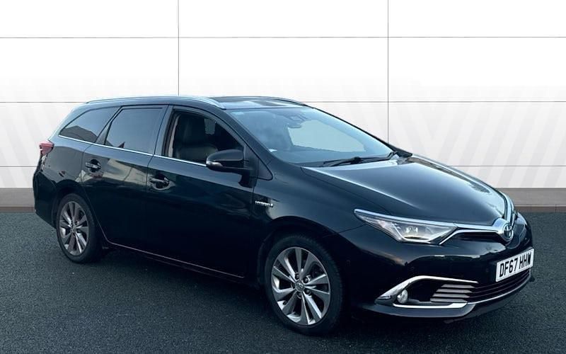 Used 2019 Toyota Auris Touring Sports Estate | £12,026 (Fair price) - Image 1/4
