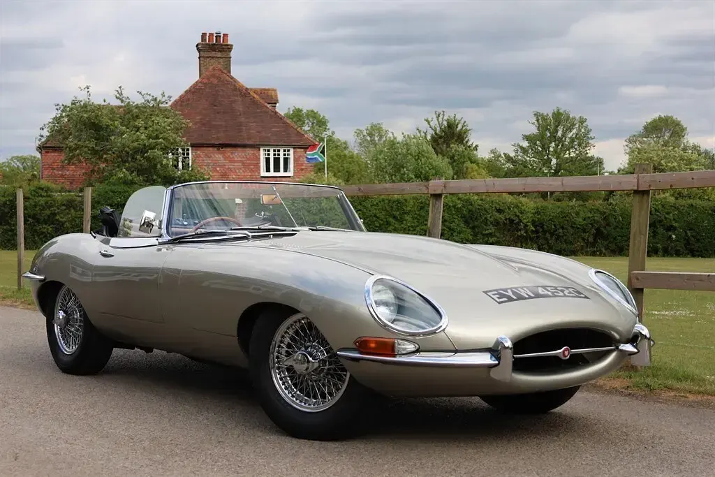 Used Jaguar E-Type 1965 Silver Cabriolet