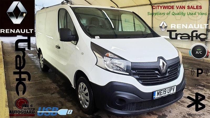 Used Renault Trafic Business 95 HP (69 kW) 2019 White MPV