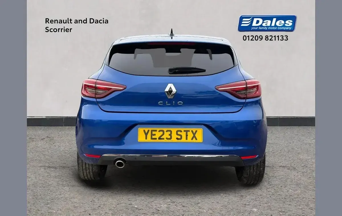 Used Renault Clio Techno 88 HP (64 kW) 2023 Blue Hatchback