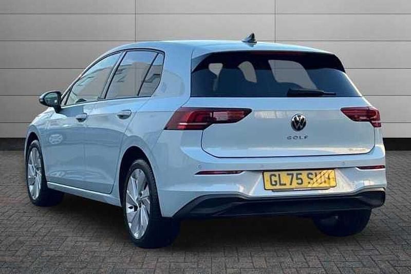 Used VW Golf VIII 204 HP (150 kW) 2025