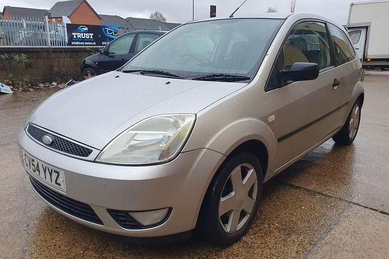 Silver Used 2004 Ford Fiesta Hatchback | £1,995 (Fair price) - Image 1/1