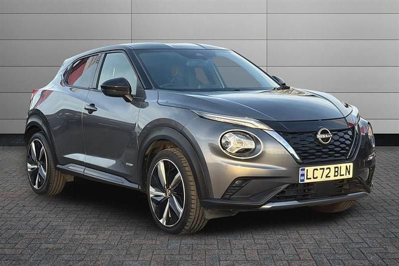 Used Nissan Juke Tekna+ 143 HP (105 kW) 2022 Gun metallic with pearl black roof SUV