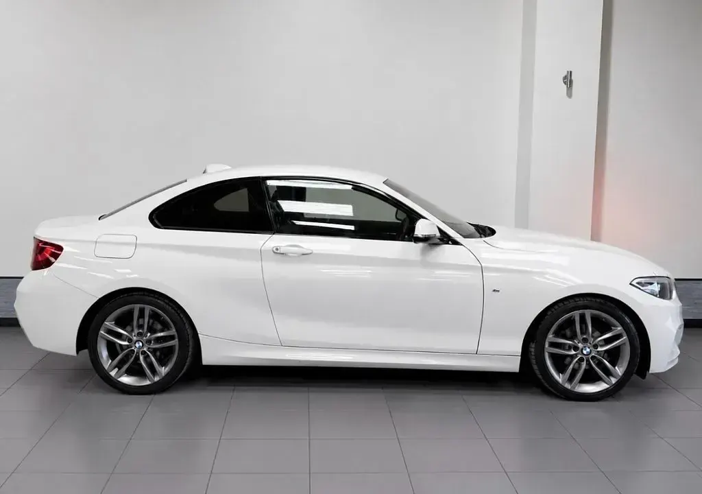 Used BMW 218 M Sport 143 HP (105 kW) 2015 White Coupe