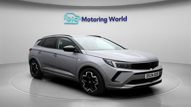 Used Vauxhall Grandland X Ultimate 130 HP (95 kW) 2024 Grey SUV