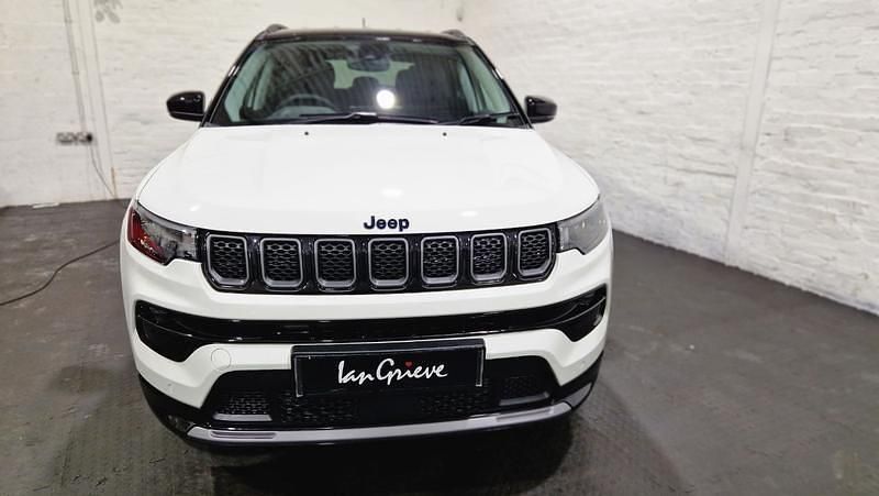 Used Jeep Compass 241 HP (177 kW) 2023 White SUV