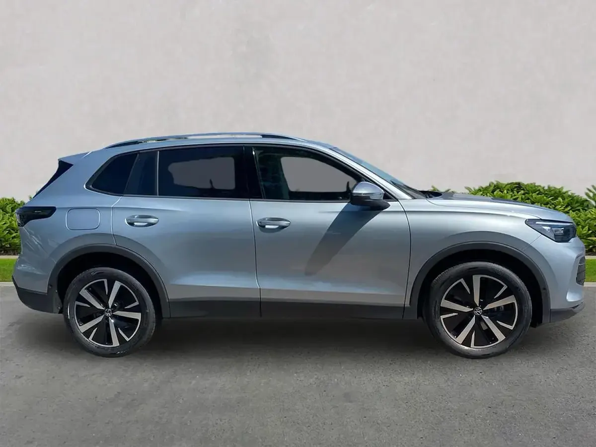 Used VW Tiguan Match 204 HP (150 kW) 2026 Silver SUV