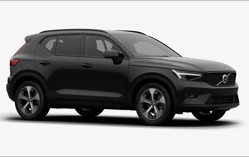 New Volvo XC40 Plus 161 HP (118 kW) 2026 Silver SUV