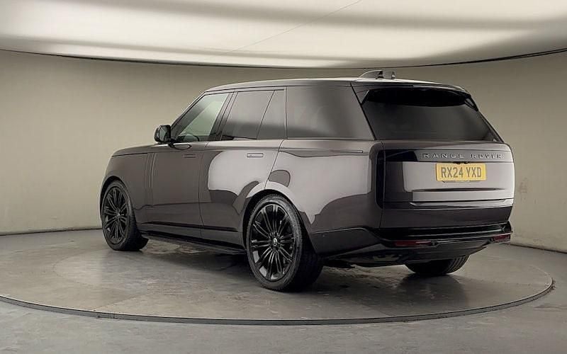 Used Land Rover Range Rover SE 300 HP (220 kW) 2024 Charente grey SUV