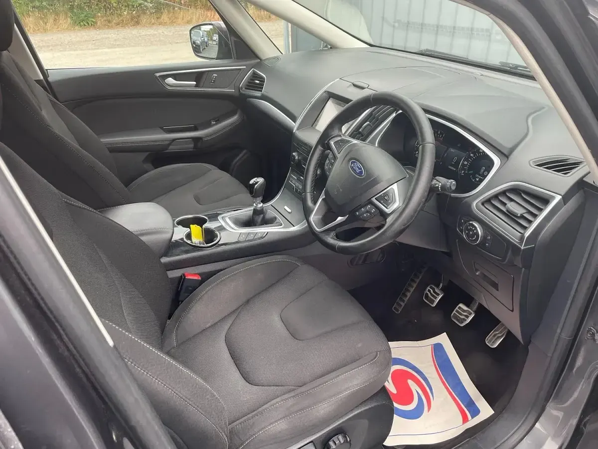Used Ford S-MAX Sport 150 HP (110 kW) 2016 Grey MPV