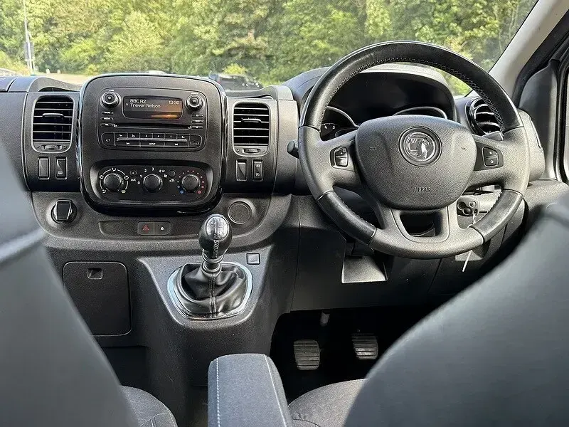 Used Vauxhall Vivaro Sportive 120 HP (88 kW) 2018 Grey