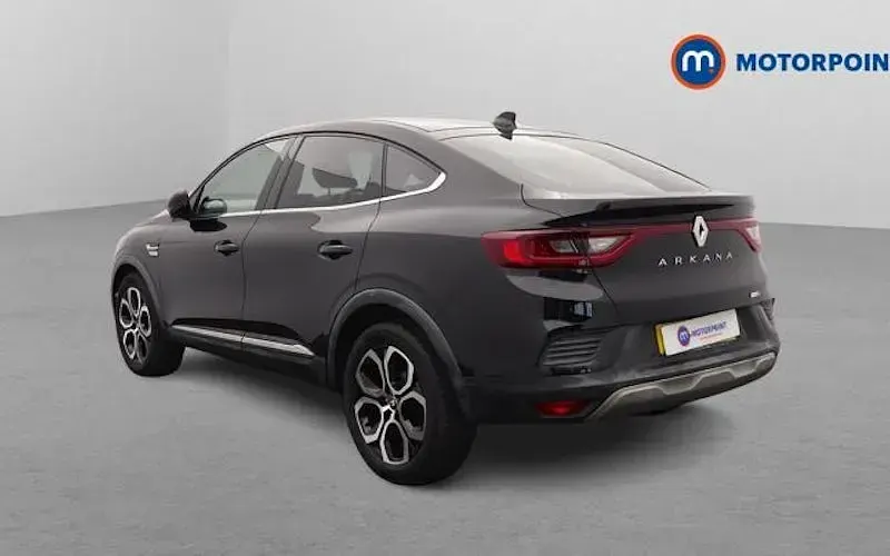 Used Renault Arkana Version S 143 HP (105 kW) 2022 Black SUV