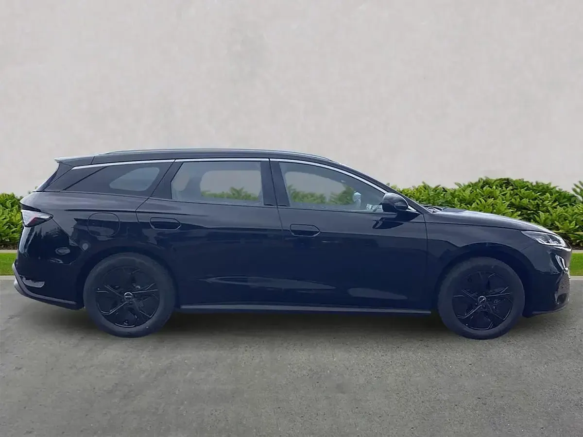 New BYD Seal Boost 2026 Black Estate