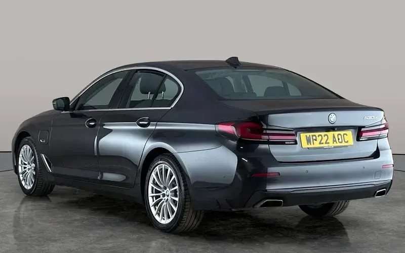 Used BMW 530e 292 HP (214 kW) 2022 Grey Sedan