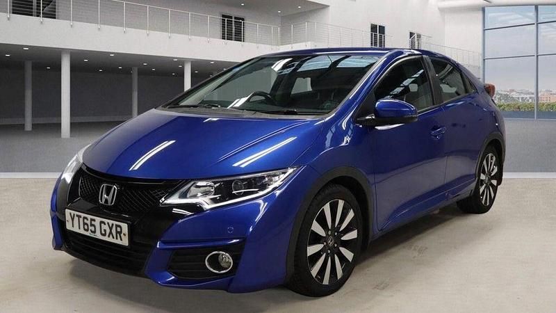 Used Honda Civic SE Plus 142 HP (104 kW) 2015 Blue Hatchback
