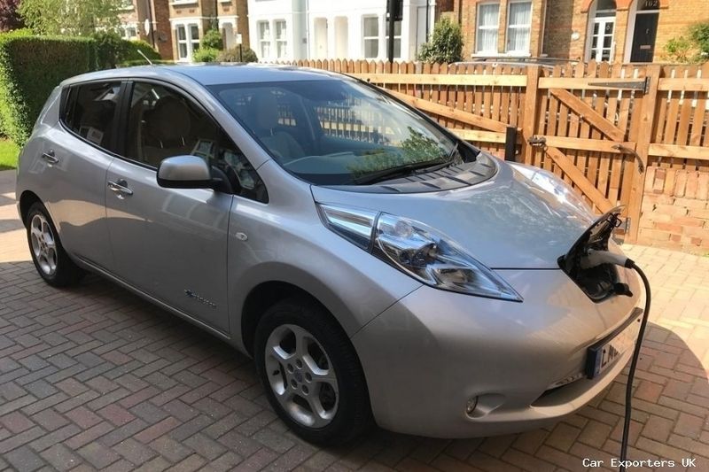 Used Nissan Leaf 58 kW (80 HP) 2012 Hatchback