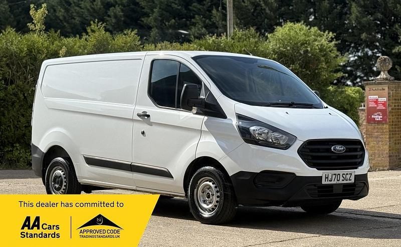 White Used 2020 Ford Transit Custom S | £9,490 (Fair price) - Image 1/2