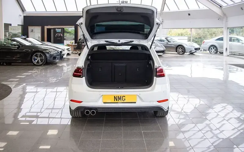 Used VW Golf VII GTD 184 HP (135 kW) 2018 Silver Hatchback