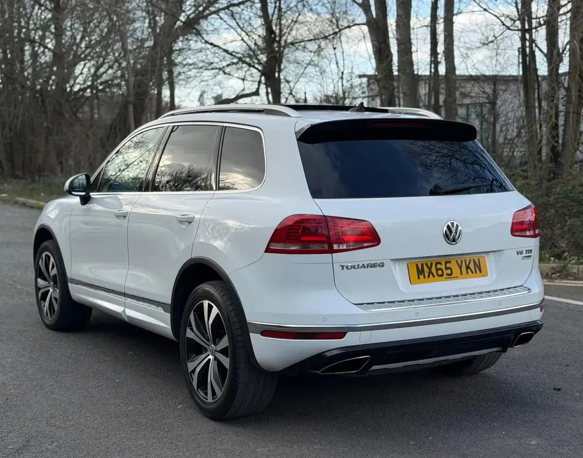 Used VW Touareg R-line 2015 White SUV