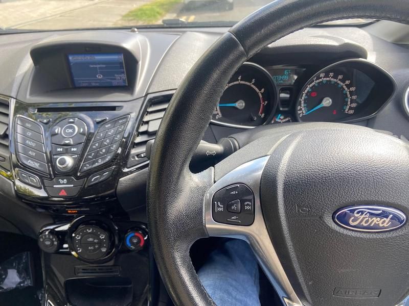 Used Ford Fiesta Zetec 2017 Silver Hatchback