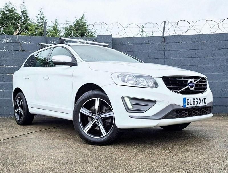 Used Volvo XC60 R-Design 2016 White SUV