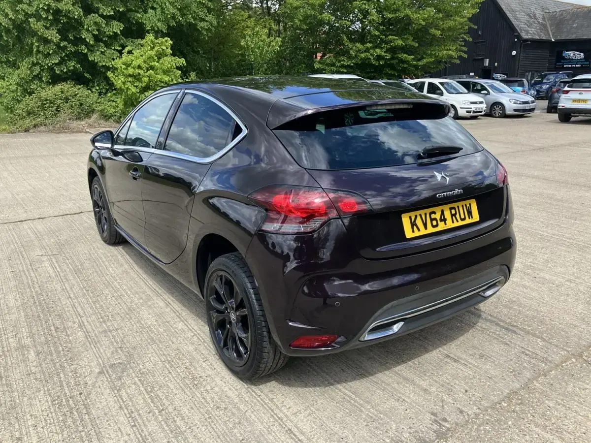 Used Citroën DS4 Start 115 HP (84 kW) 2014 Purple Hatchback
