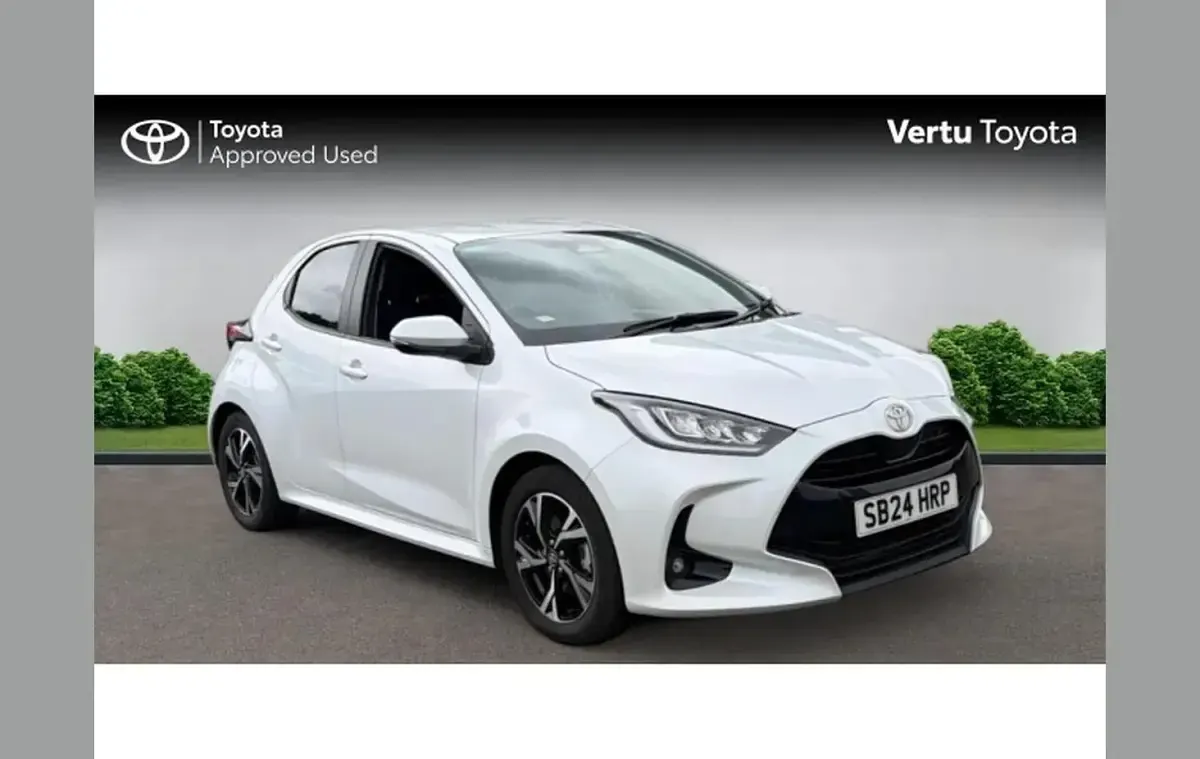 Used Toyota Yaris Design 116 HP (85 kW) 2024 Hatchback